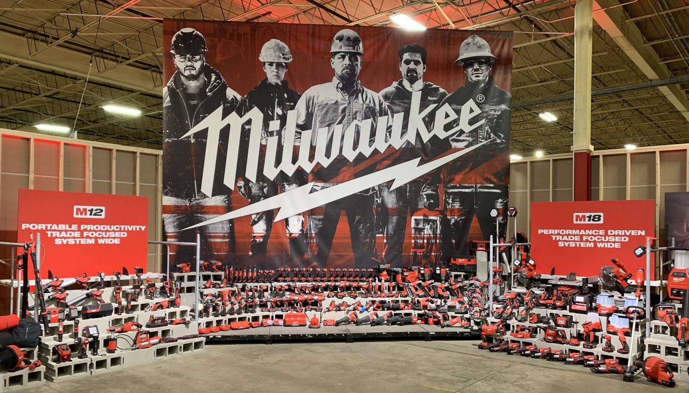 milwaukee tool graphic